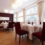ホテル Bielefelder Zum Stillen Frieden 3*