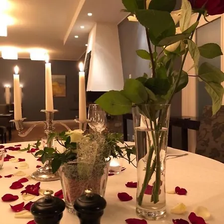 Bielefelder Zum Stillen Frieden Hotell 3*
