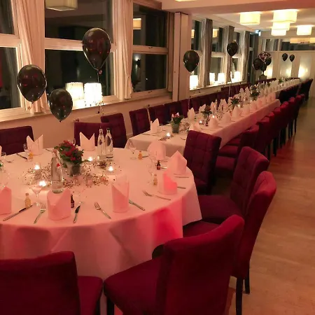 Bielefelder Zum Stillen Frieden Hotell 3*