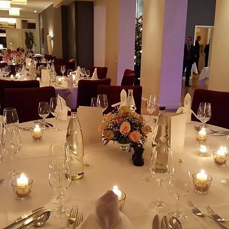 Hotell Bielefelder Zum Stillen Frieden Bielefeld