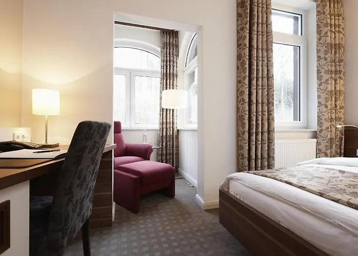 Bielefelder Zum Stillen Frieden 3* ビーレフェルト