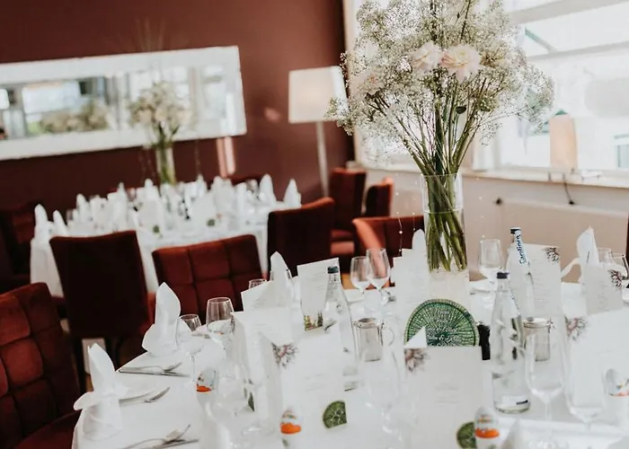 Bielefelder Zum Stillen Frieden 3* ビーレフェルト